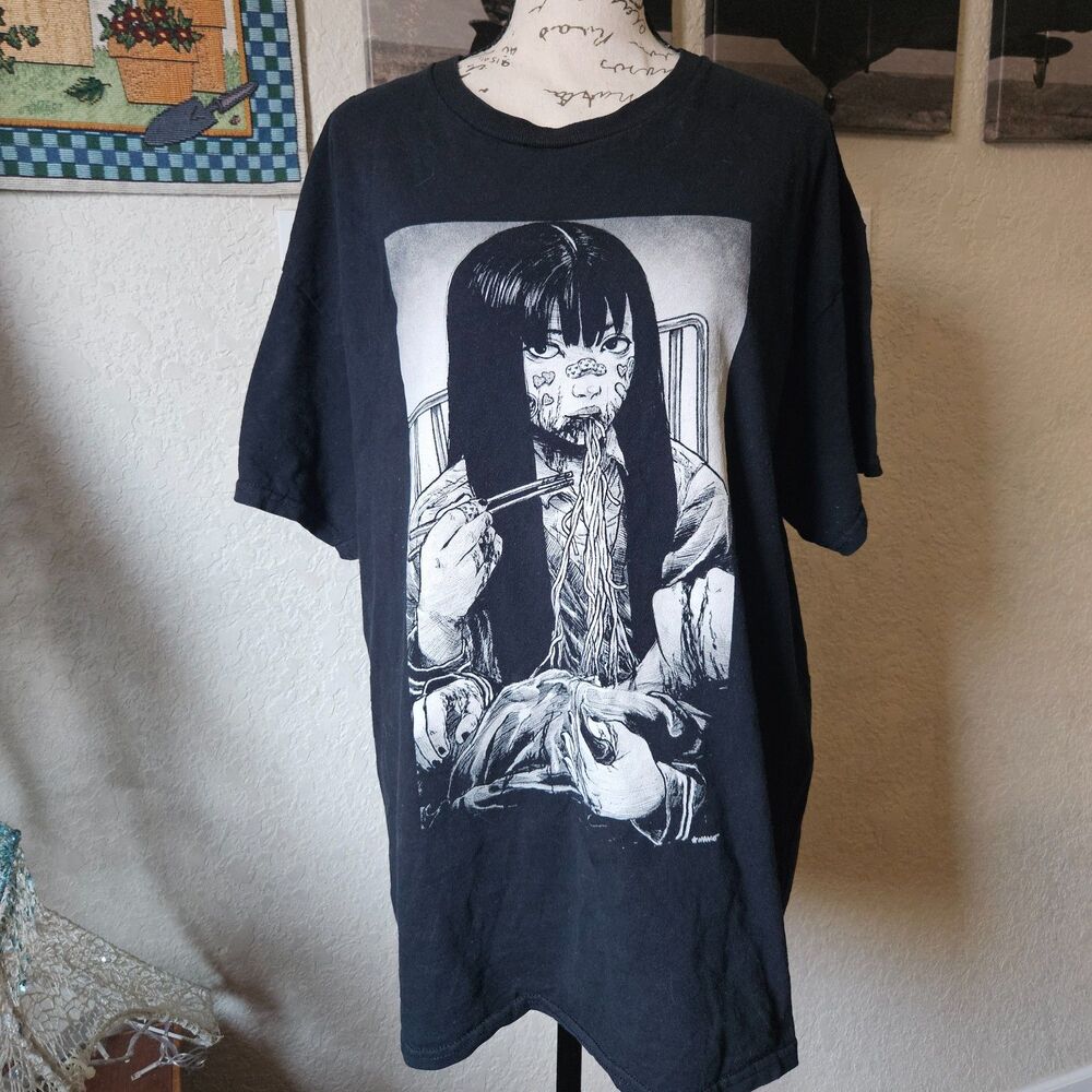 Mako Vice Black Anime Manga Graphic T-Shirt XL Horror Aesthetic